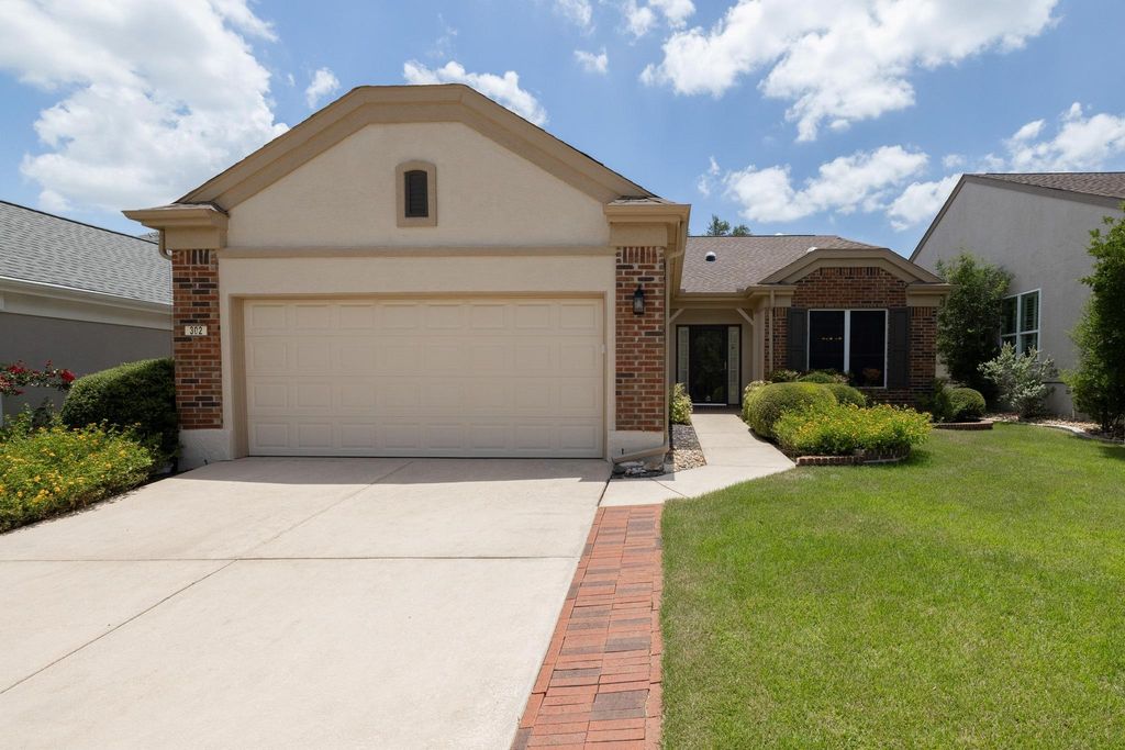 302 Rosecliff DR, Georgetown, TX 78633