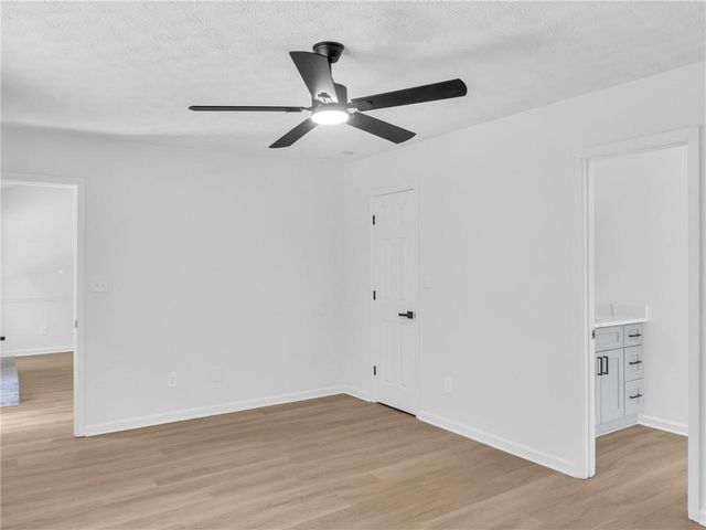 6735 River Glen Drive, Riverdale, GA 30296