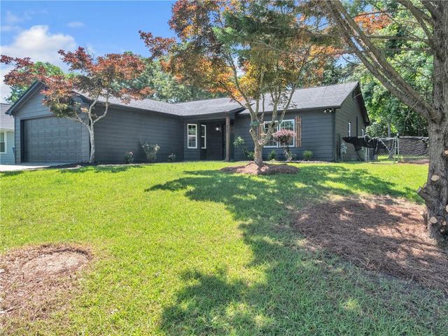 6735 River Glen Drive, Riverdale, GA 30296