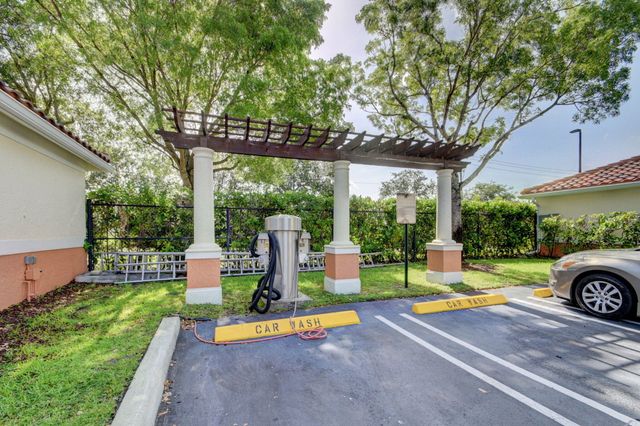 9873 Baywinds Drive 5302, West Palm Beach, FL 33411