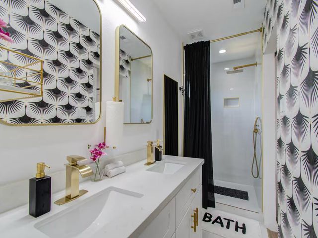 1415 E 31st Street Street, Houston, TX 77022