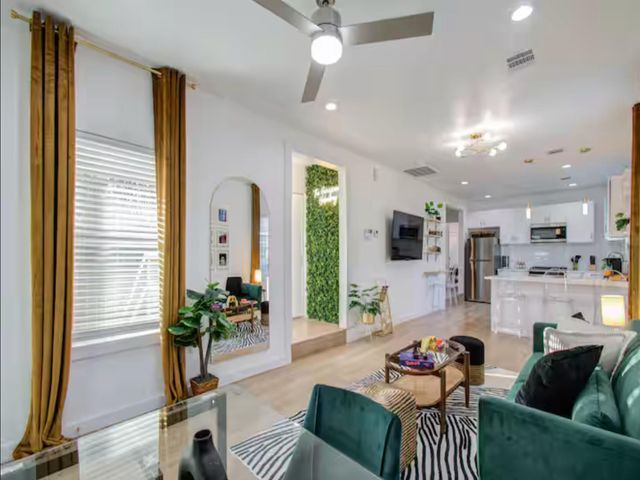 1415 E 31st Street Street, Houston, TX 77022