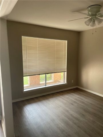 1210 Neal Pickett Drive, College Station, TX 77840