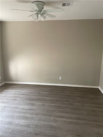 1210 Neal Pickett Drive, College Station, TX 77840