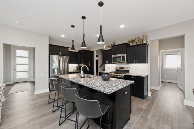 855 Sandstone Point, Waukee, IA 50263