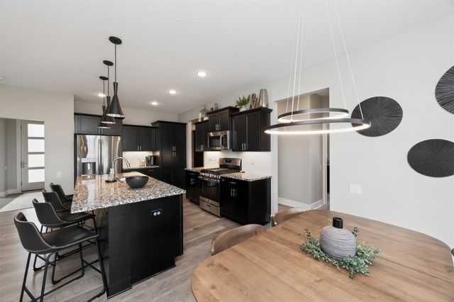 855 Sandstone Point, Waukee, IA 50263