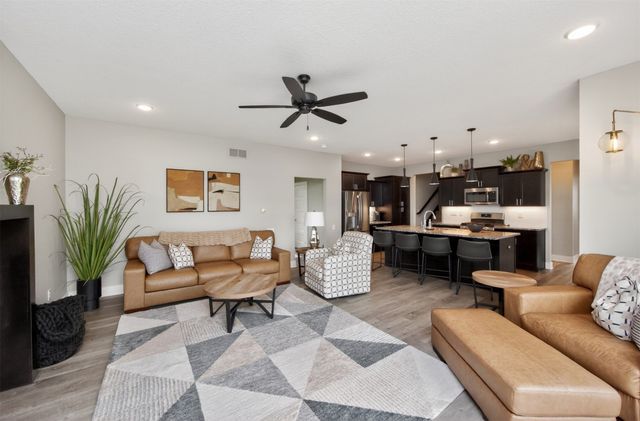 855 Sandstone Point, Waukee, IA 50263