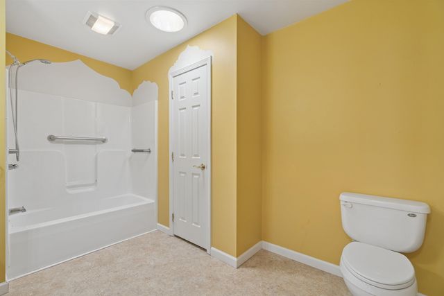 18 Linden Drive, Lebanon, NH 03784