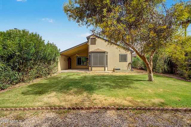 857 E MANOR Drive, Chandler, AZ 85225