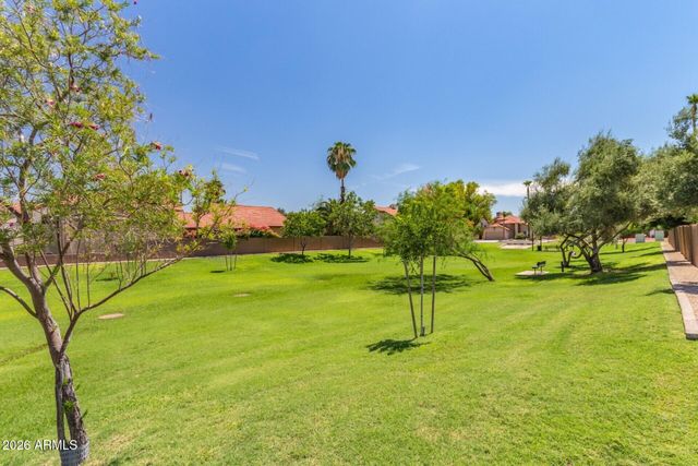 857 E MANOR Drive, Chandler, AZ 85225