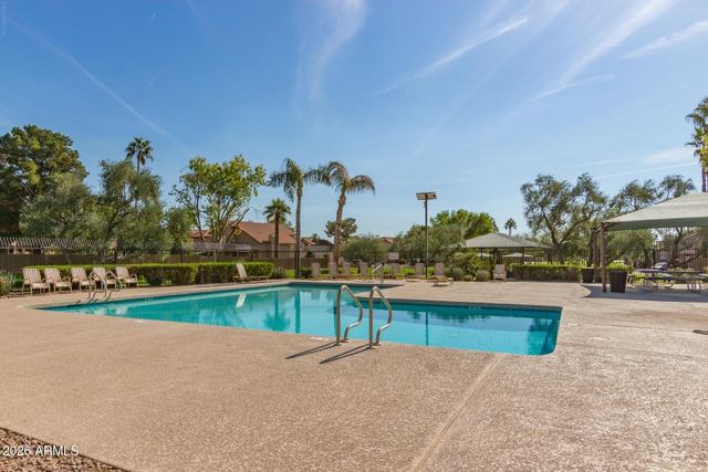 857 E MANOR Drive, Chandler, AZ 85225