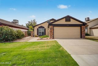 857 E MANOR Drive, Chandler, AZ 85225