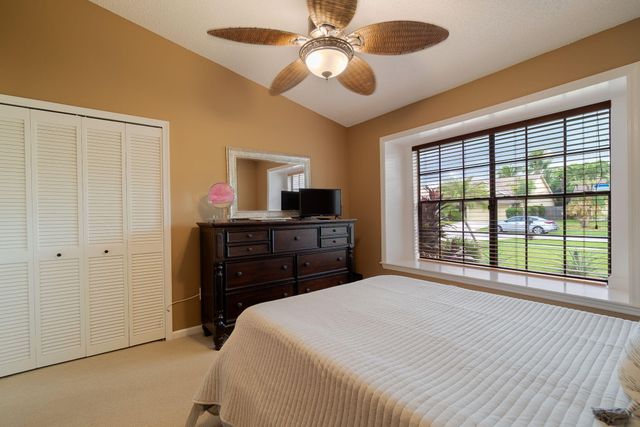 1487 Windship Circle, Wellington, FL 33414