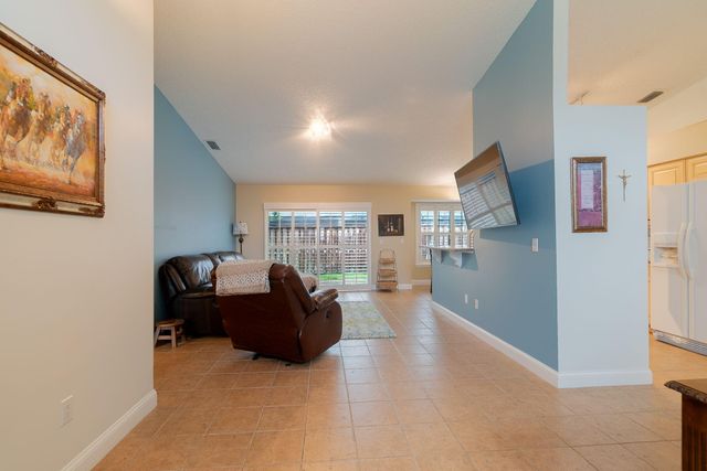 1487 Windship Circle, Wellington, FL 33414