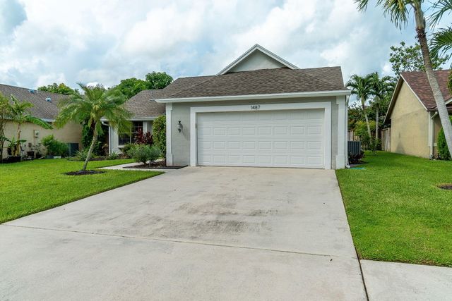 1487 Windship Circle, Wellington, FL 33414