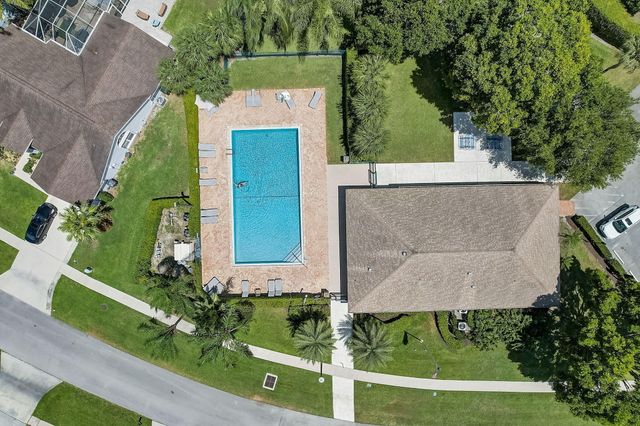 1487 Windship Circle, Wellington, FL 33414