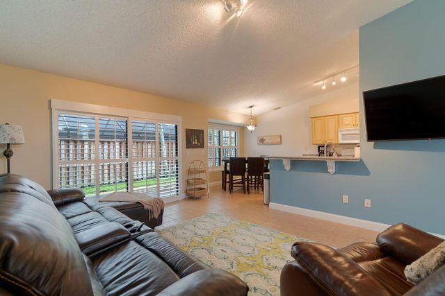 1487 Windship Circle, Wellington, FL 33414