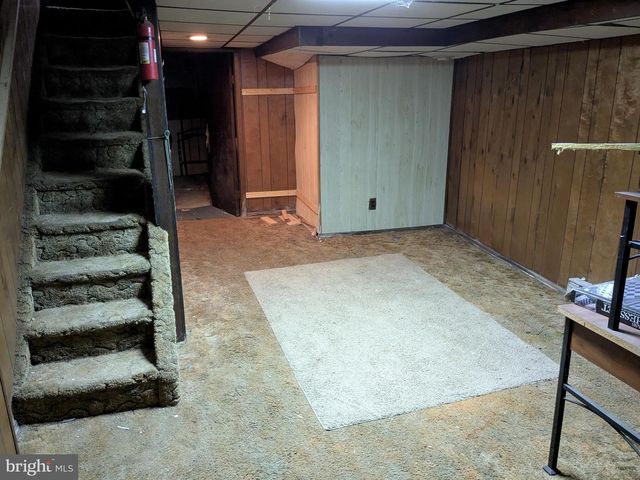 72 WASHINGTON ST, Trenton, NJ 08611