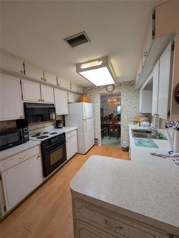 9946 39TH WAY N, Pinellas Park, FL 33782