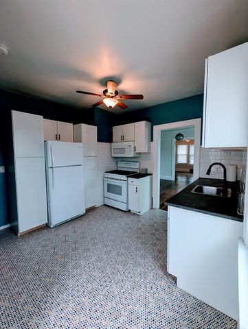 1489 W Philadelphia Street, Detroit, MI 48206