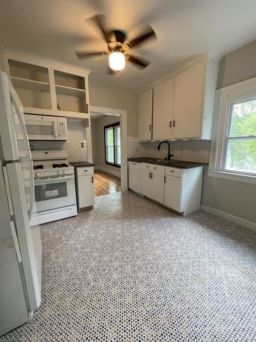 1489 W Philadelphia Street, Detroit, MI 48206