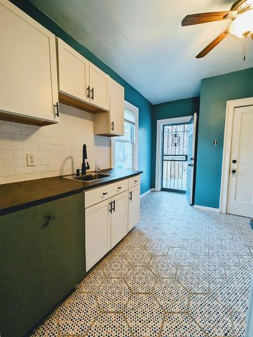 1489 W Philadelphia Street, Detroit, MI 48206