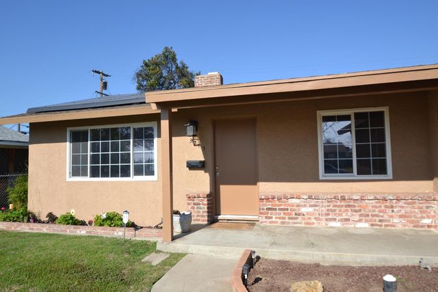 3715 E Garland Avenue, Fresno, CA 93726