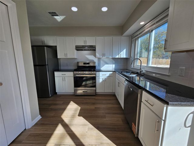 1416 Hyridge CIR, Round Rock, TX 78664