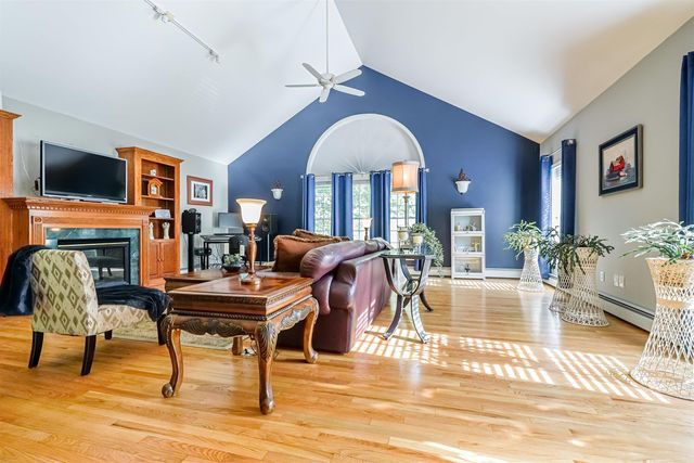 31 Merrill Road, Goffstown, NH 03045