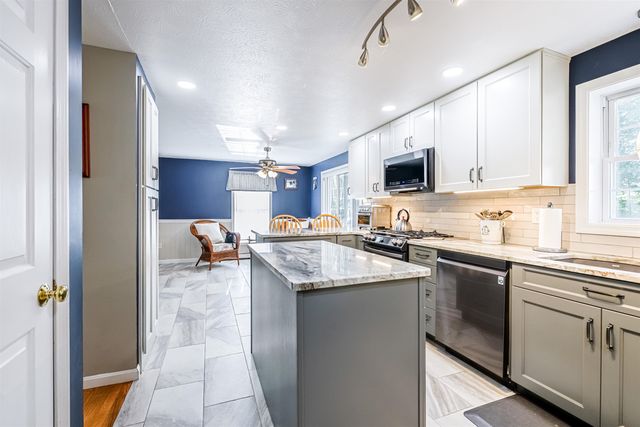 31 Merrill Road, Goffstown, NH 03045