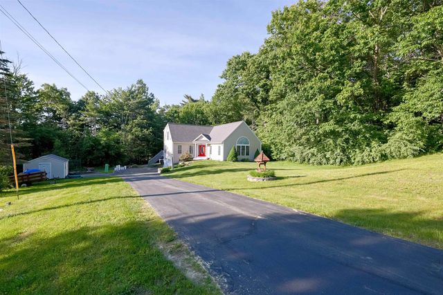 31 Merrill Road, Goffstown, NH 03045