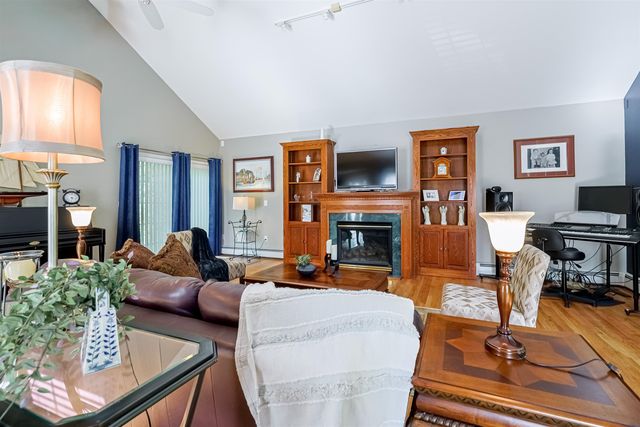 31 Merrill Road, Goffstown, NH 03045