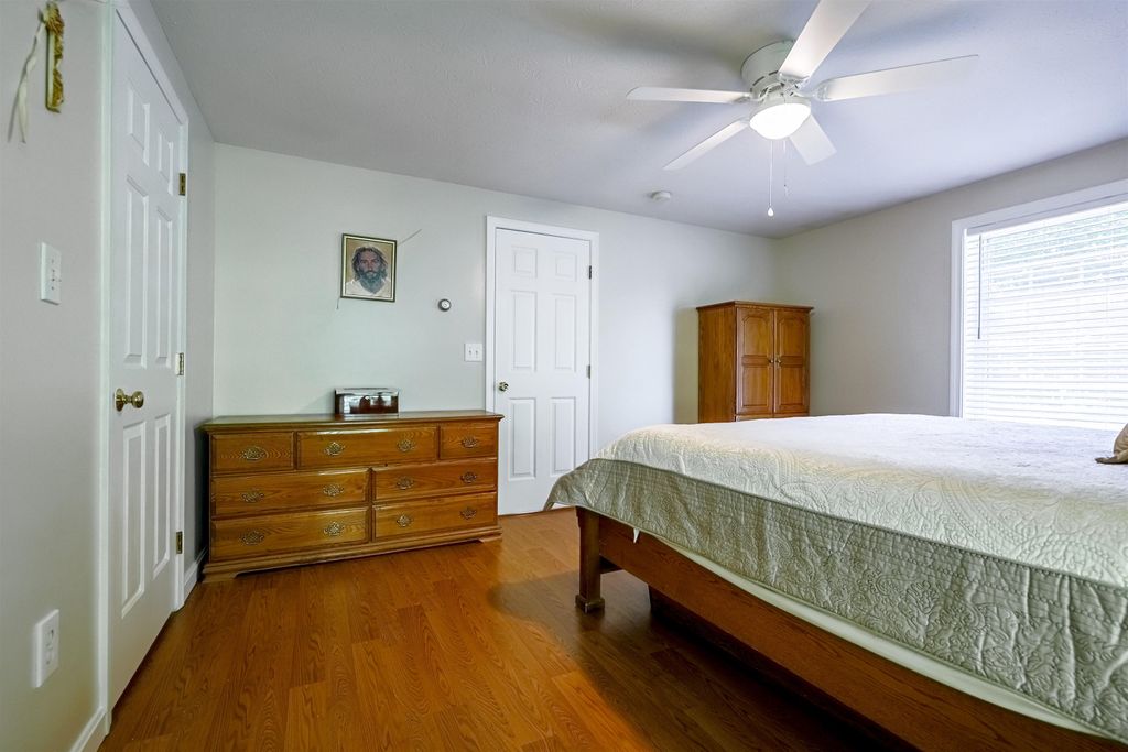 Image 33 of property listing at 31 Merrill Road, Goffstown, NH 03045