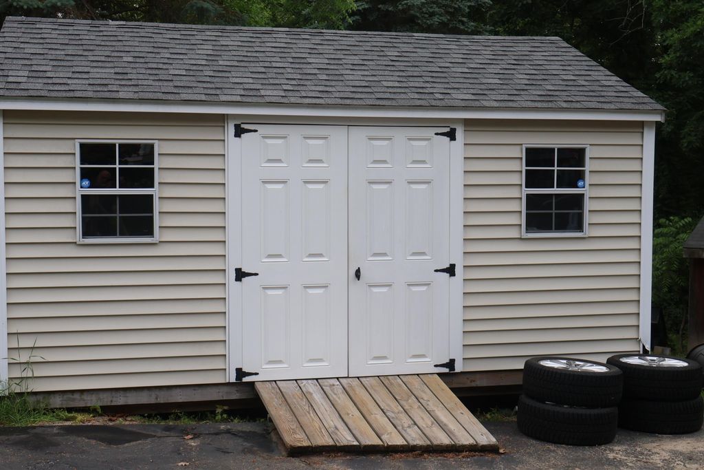 Image 42 of property listing at 31 Merrill Road, Goffstown, NH 03045