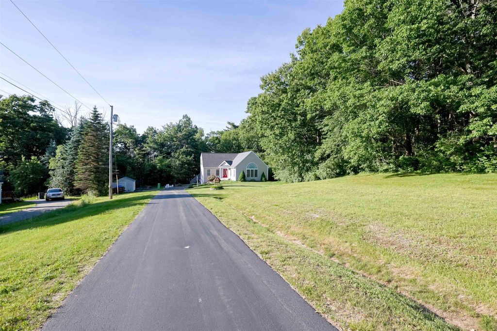 Image 54 of property listing at 31 Merrill Road, Goffstown, NH 03045