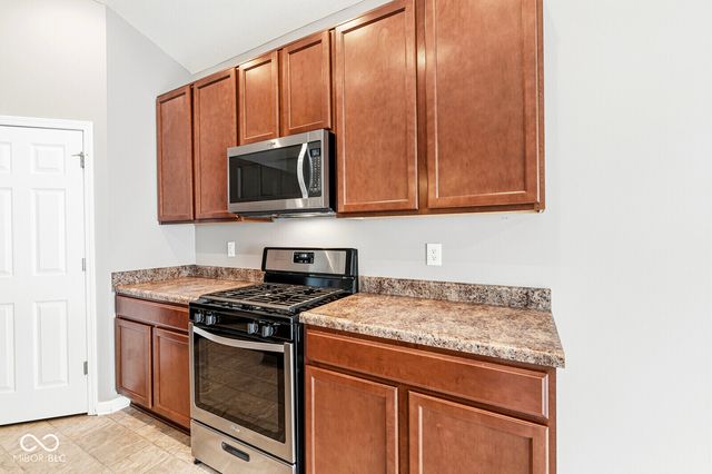 5350 Tanglewood Lane, Whitestown, IN 46075