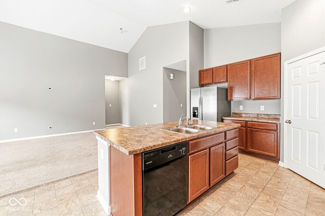 5350 Tanglewood Lane, Whitestown, IN 46075