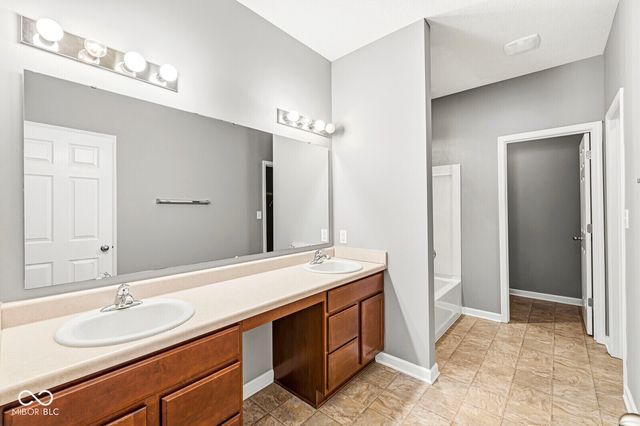 5350 Tanglewood Lane, Whitestown, IN 46075