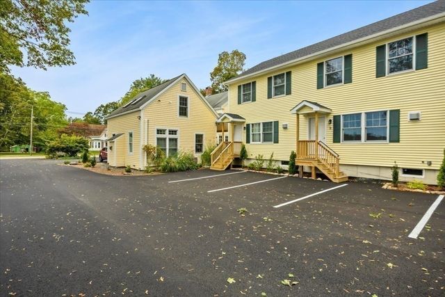 531 Foundry Street D, Easton, MA 02356