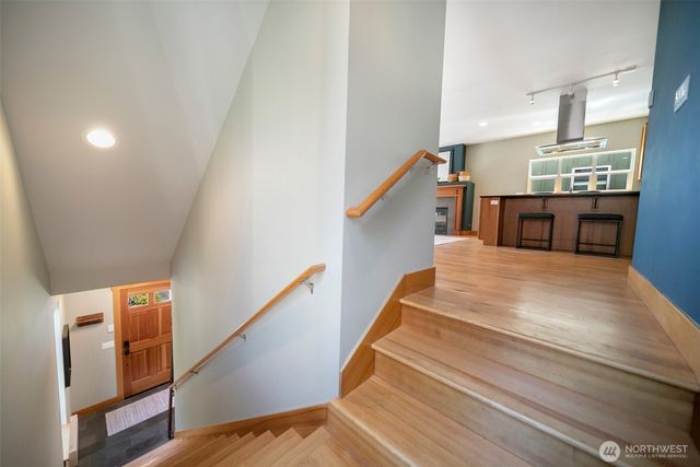 19097 Angeline Avenue NE, Suquamish, WA 98392