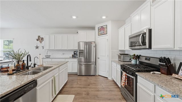 465 Fairy Duster Drive, New Braunfels, TX 78130