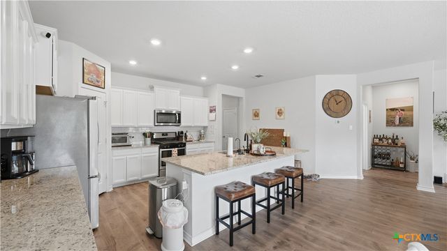 465 Fairy Duster Drive, New Braunfels, TX 78130