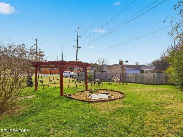 1663 Meadow Spring Drive, Jefferson City, TN 37760