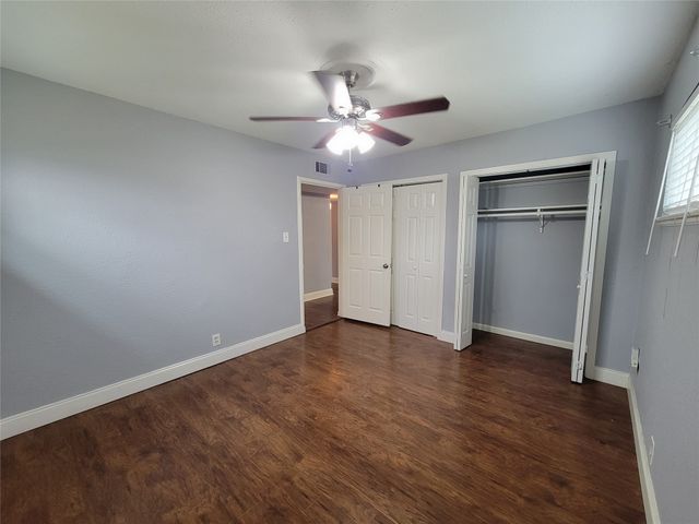 2130 Dunloe Avenue, Dallas, TX 75228