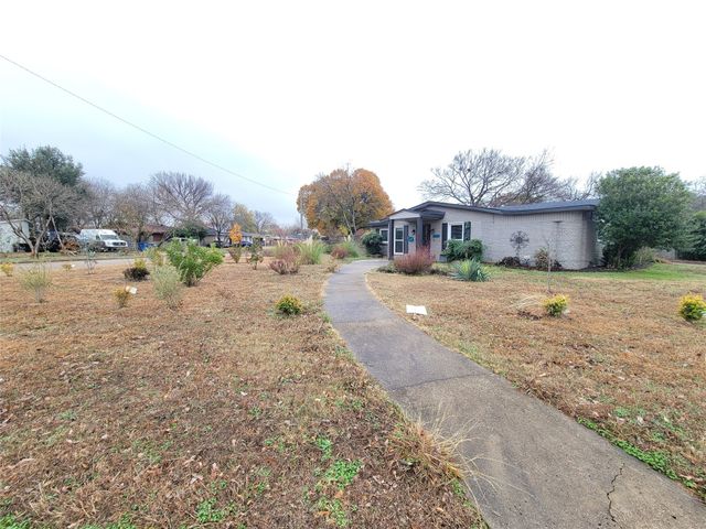 2130 Dunloe Avenue, Dallas, TX 75228