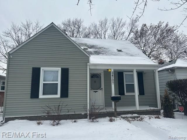 24707 Saxony Avenue, Eastpointe, MI 48021