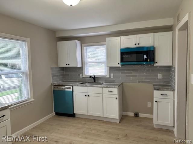 24707 Saxony Avenue, Eastpointe, MI 48021