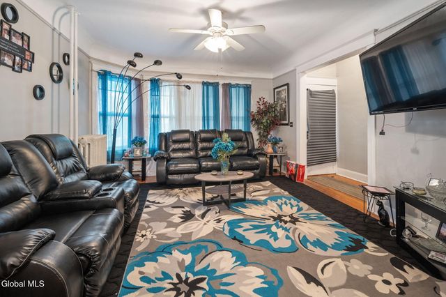 85 S Pine Avenue, Albany, NY 12208