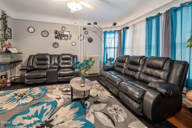 85 S Pine Avenue, Albany, NY 12208