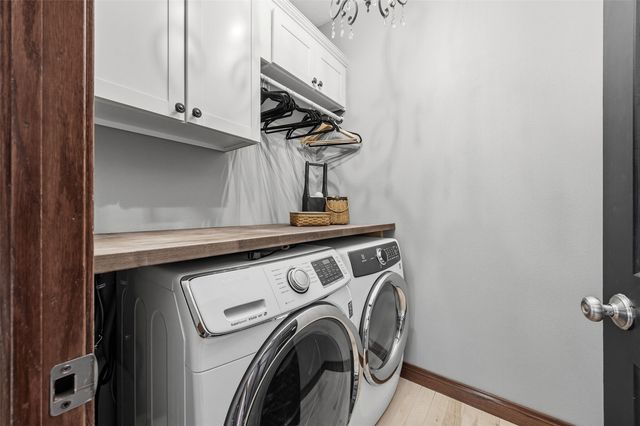 5409 Mayfair Street SW, Cedar Rapids, IA 52404